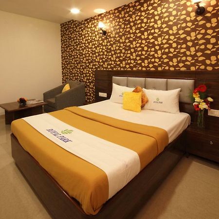 Hotel Royal Park Residency Thane Exterior photo