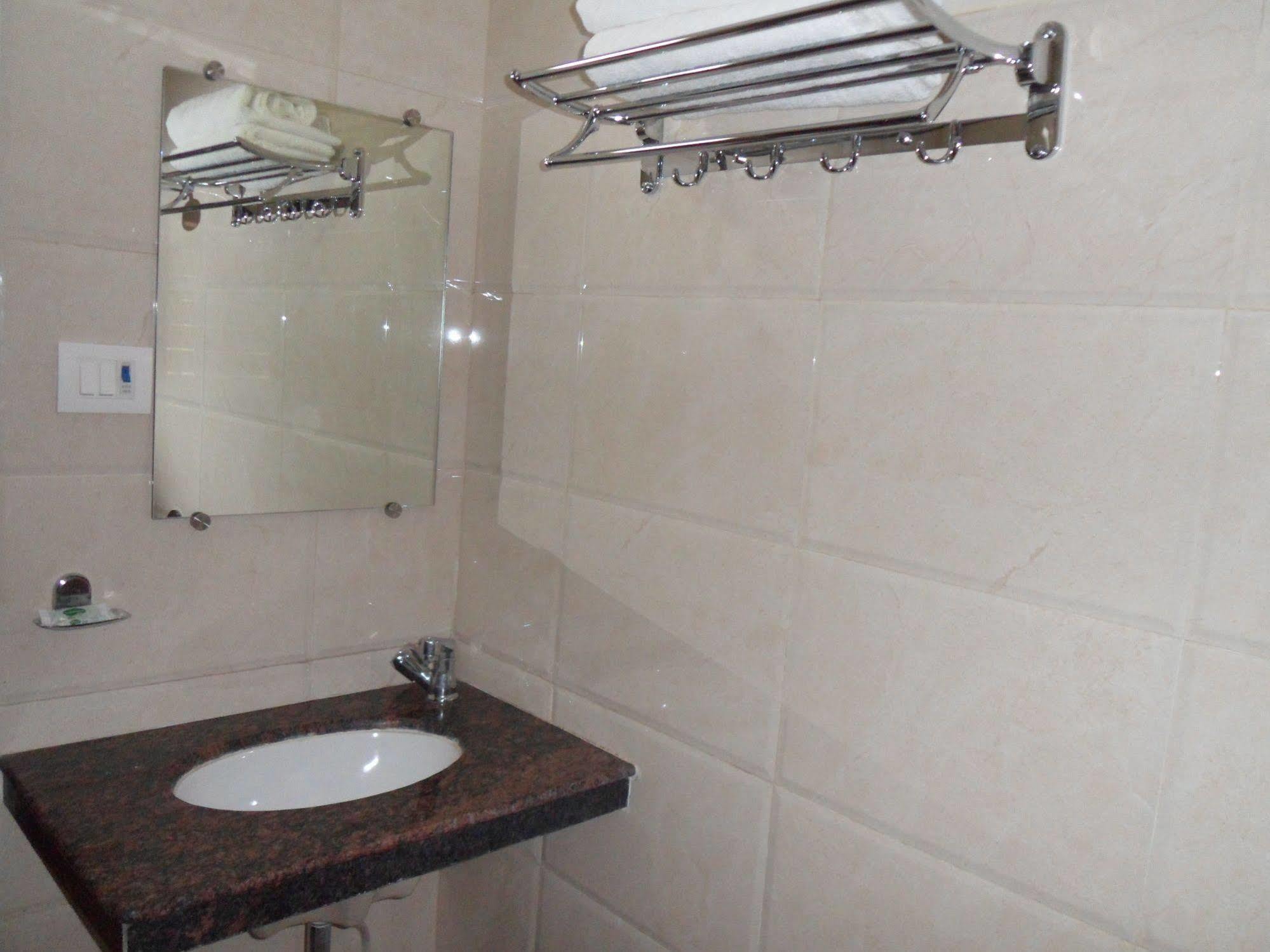 Hotel Royal Park Residency Thane Exterior photo