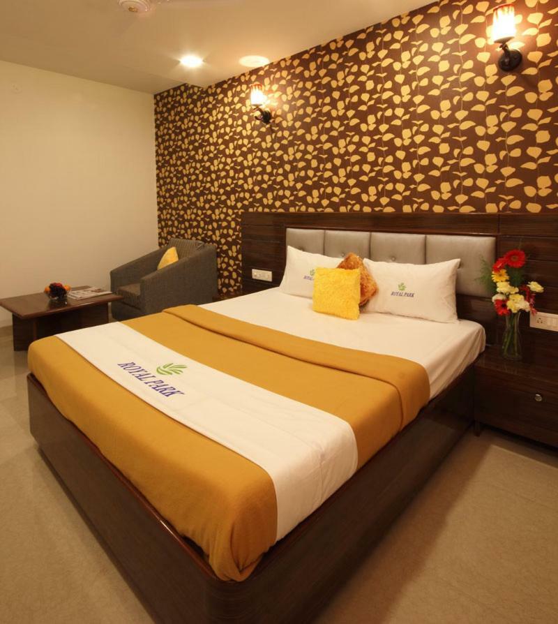 Hotel Royal Park Residency Thane Exterior photo